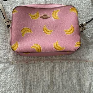 Like new 5by7 coach.